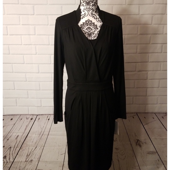 Doncaster Dresses & Skirts - Dress w/ Pockets by Doncaster